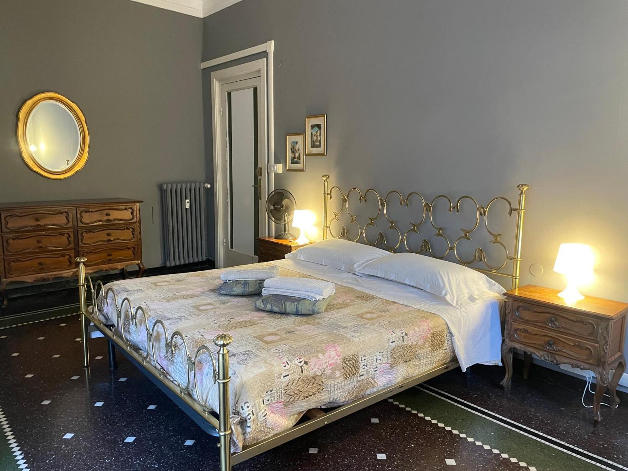 Gastaldi - Old Style Bed and breakfast Génova